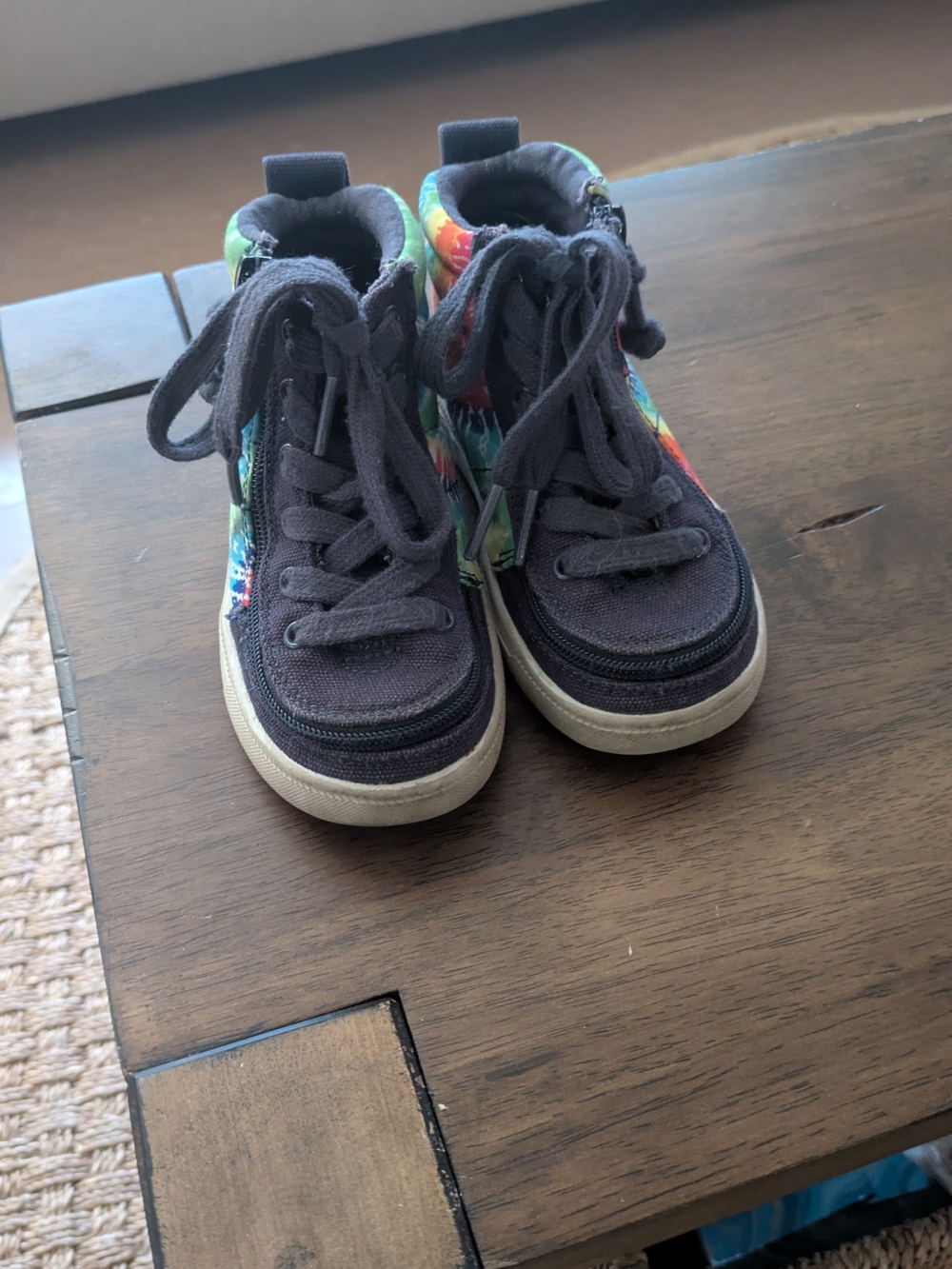 Billy Kids High-Top Sneakers in Black with Multicolor Accent